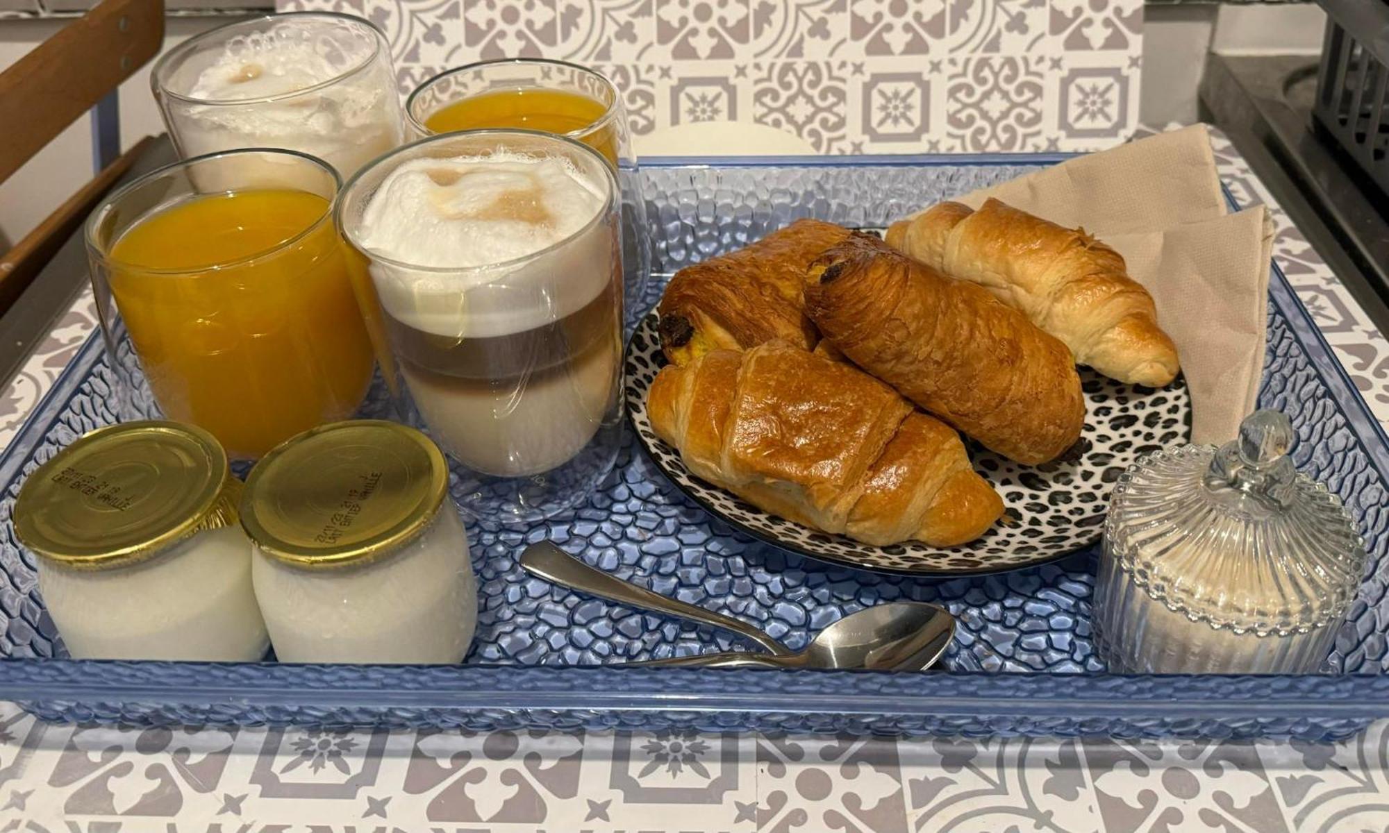 Near Castle Of Versailles Cozy Room With Breakfast And Parking Екстер'єр фото