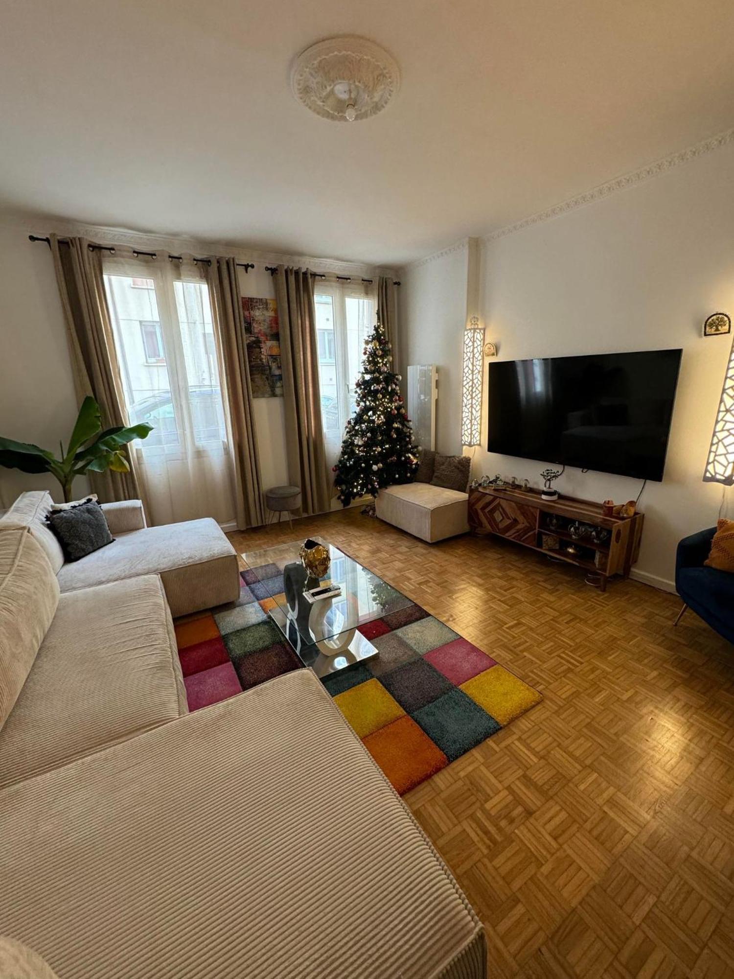 Near Castle Of Versailles Cozy Room With Breakfast And Parking Екстер'єр фото